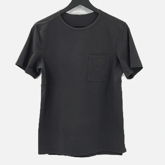 Lululemon Chest Pocket Relaxed Fit Tee in Graphite - Size Small (measured) - Picture 3 of 6